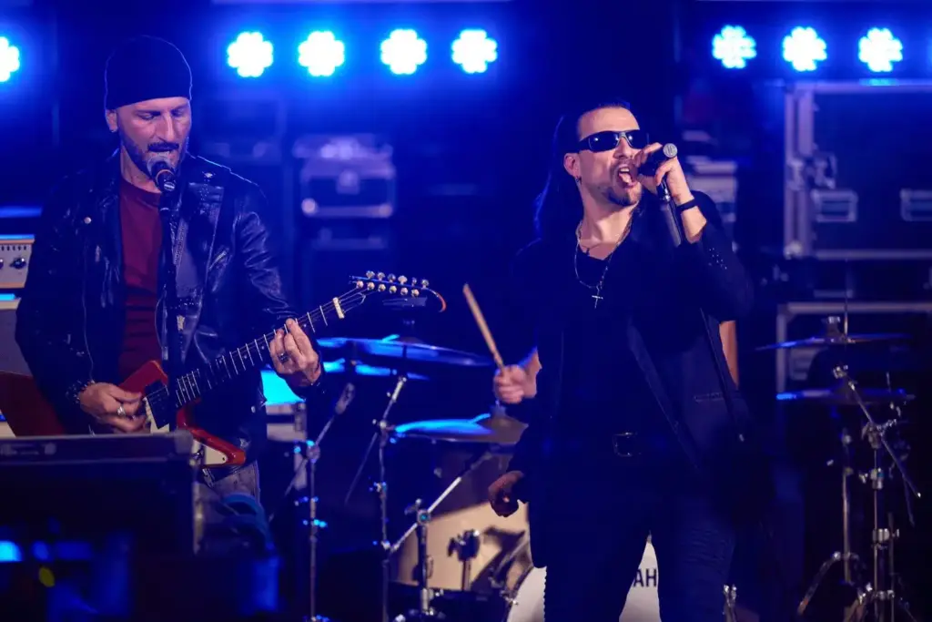 U2 Forever (U2 tributeband)